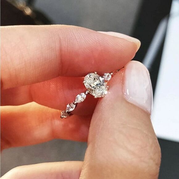 Silver Cubic Zirconia Ladies Oval Diamond Ring 6 7 - Picture 6 of 6